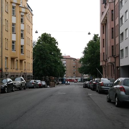 Modern Equipped Studio In Vibrant Kallio, Near Transit & Dining Spots Helsinki Buitenkant foto