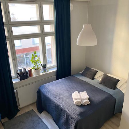 Modern Equipped Studio In Vibrant Kallio, Near Transit & Dining Spots Helsinki Buitenkant foto