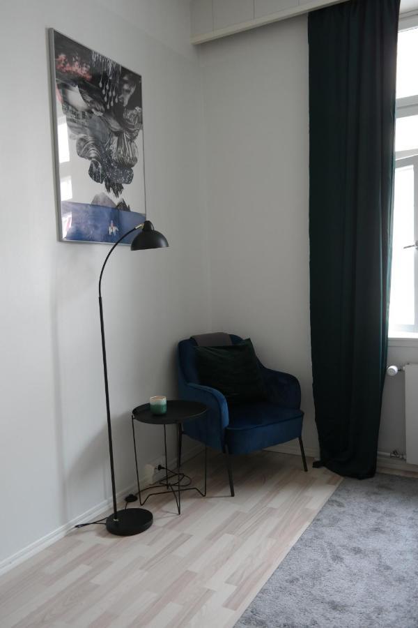 Modern Equipped Studio In Vibrant Kallio, Near Transit & Dining Spots Helsinki Buitenkant foto