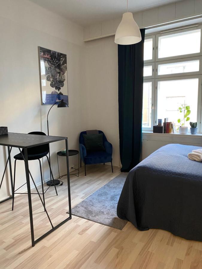 Modern Equipped Studio In Vibrant Kallio, Near Transit & Dining Spots Helsinki Buitenkant foto