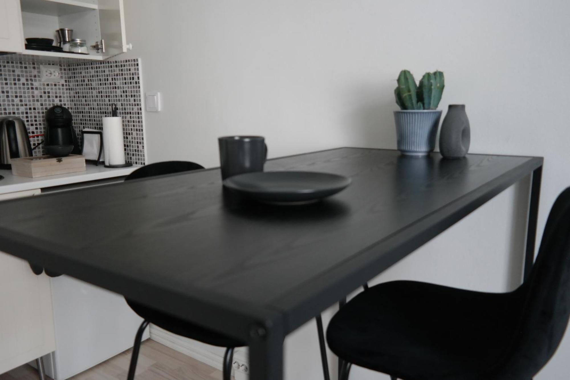 Modern Equipped Studio In Vibrant Kallio, Near Transit & Dining Spots Helsinki Buitenkant foto